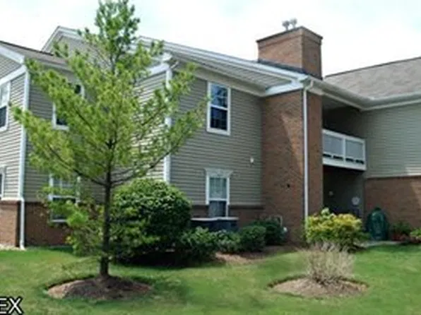 3367 Lenox Village Dr Unit 159, Fairlawn, OH 44333