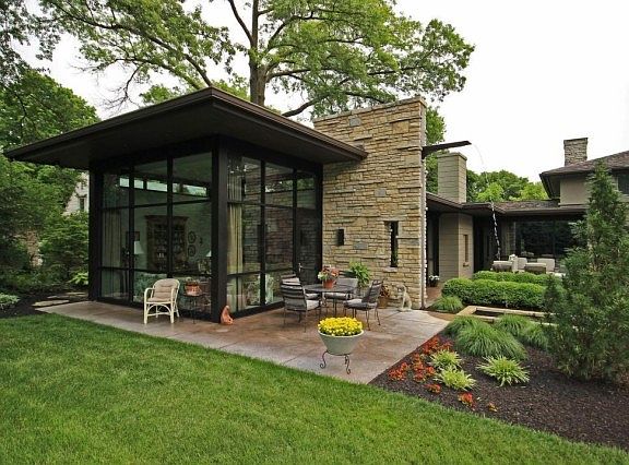 2nd image of 2438 W Lane Ave