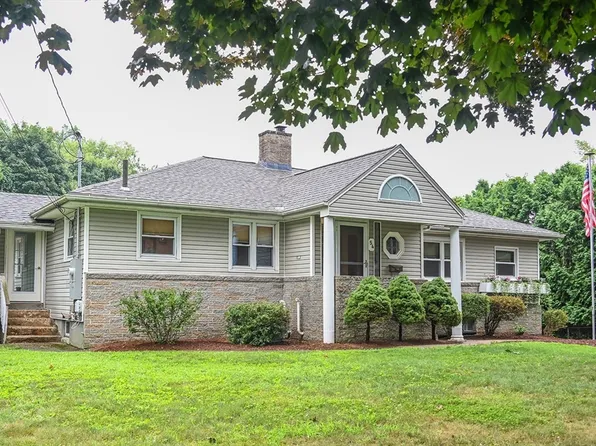 54 Lawn St, South Hadley, MA 01075