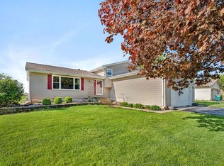 2062 W Garden Dr, Kankakee, IL 60901