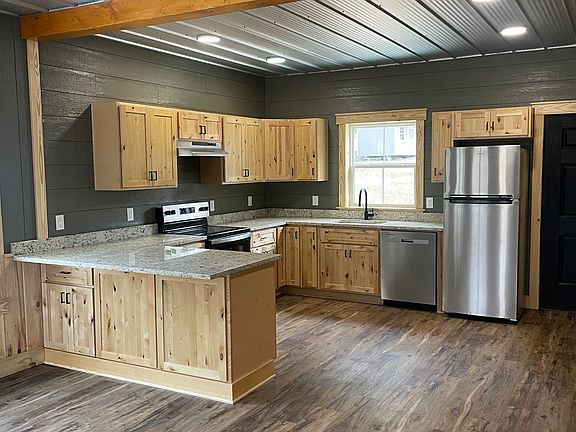 2nd image of 306 Crimson Tide Ln #80