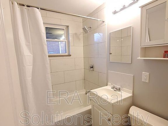5th image of 3636 Seabrook Ave Unit A