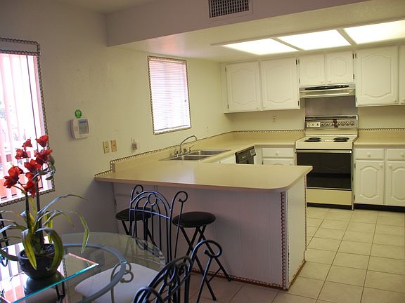 3rd image of 12222 N PARADISE VILLAGE Parkway E #210