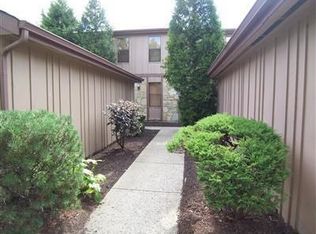 5217 Putters Cir, West Chester, OH 45069