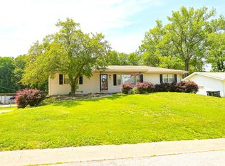 704 S 74th Ter, Kansas City, KS 66111