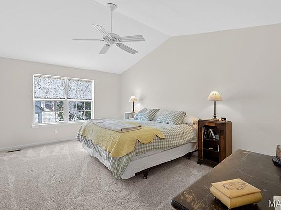 5th image of 703 Timber Oaks Dr