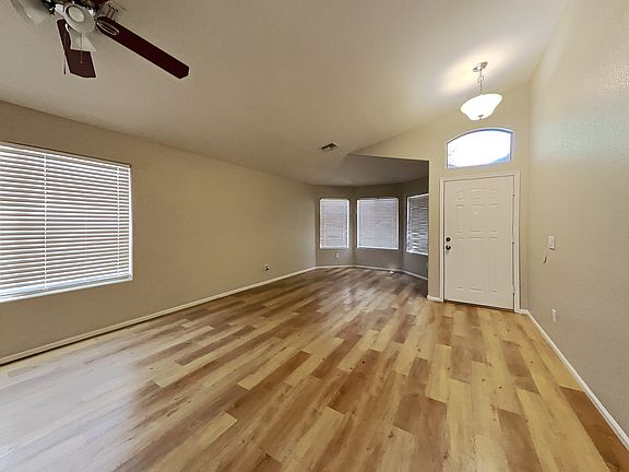 4th image of 55 W Dexter Way
