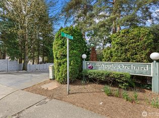 Apple Orchard, Bellevue, WA 98007