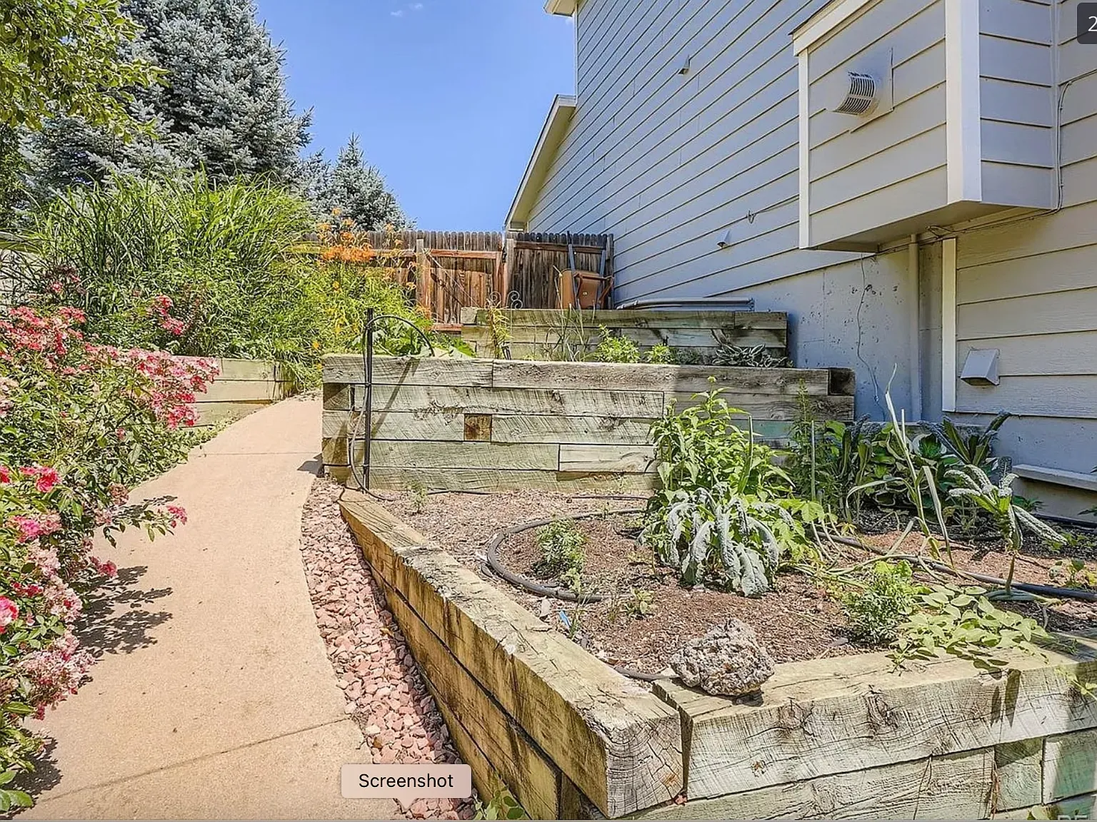 2 bed, 950 sqft, $1,900 — Photo 4