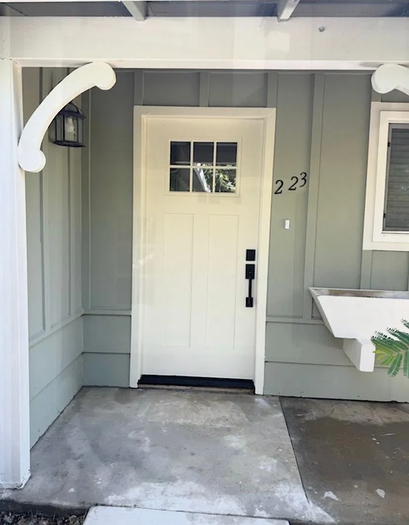 Recently Remodeled 1BR/1BA Home in 55+ Community Attached Garage — Photo 3