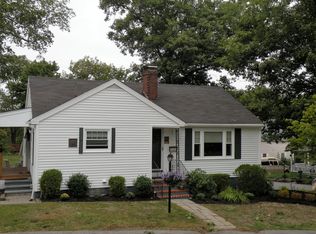 64 Plummer Ave, Lowell, MA 01852