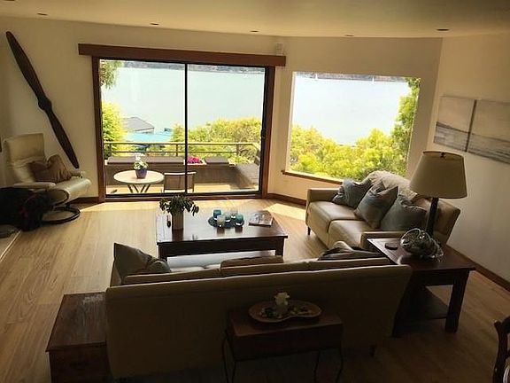 3rd image of 2129 Paradise Dr