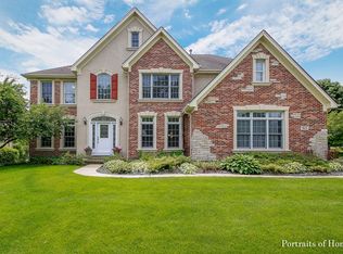 901 Sheehan Ave, Glen Ellyn, IL 60137