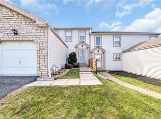 3402 Timberglen Dr, Imperial, PA 15126