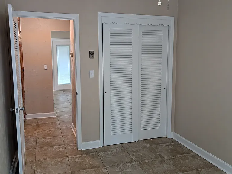 2516 W Kathleen St — Photo 10