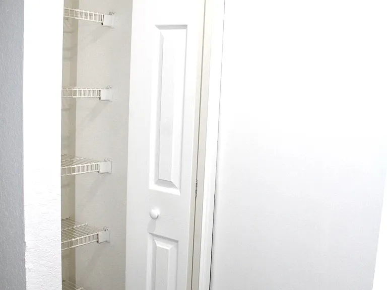 2820 Oakland Forest Dr #106 — Photo 15