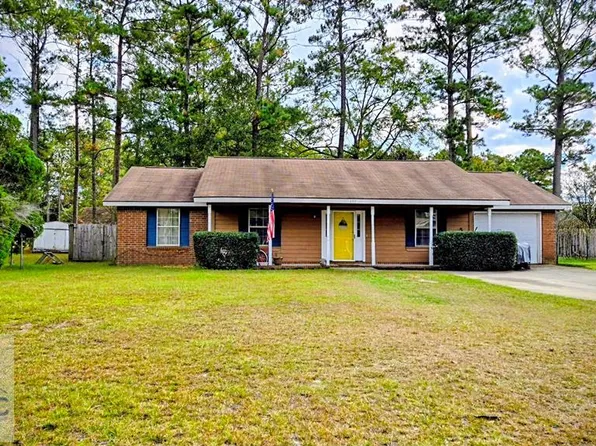 605 Windhaven Dr, Hinesville, GA 31313