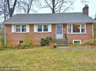 7407 Chester Dr, Annandale, VA 22003
