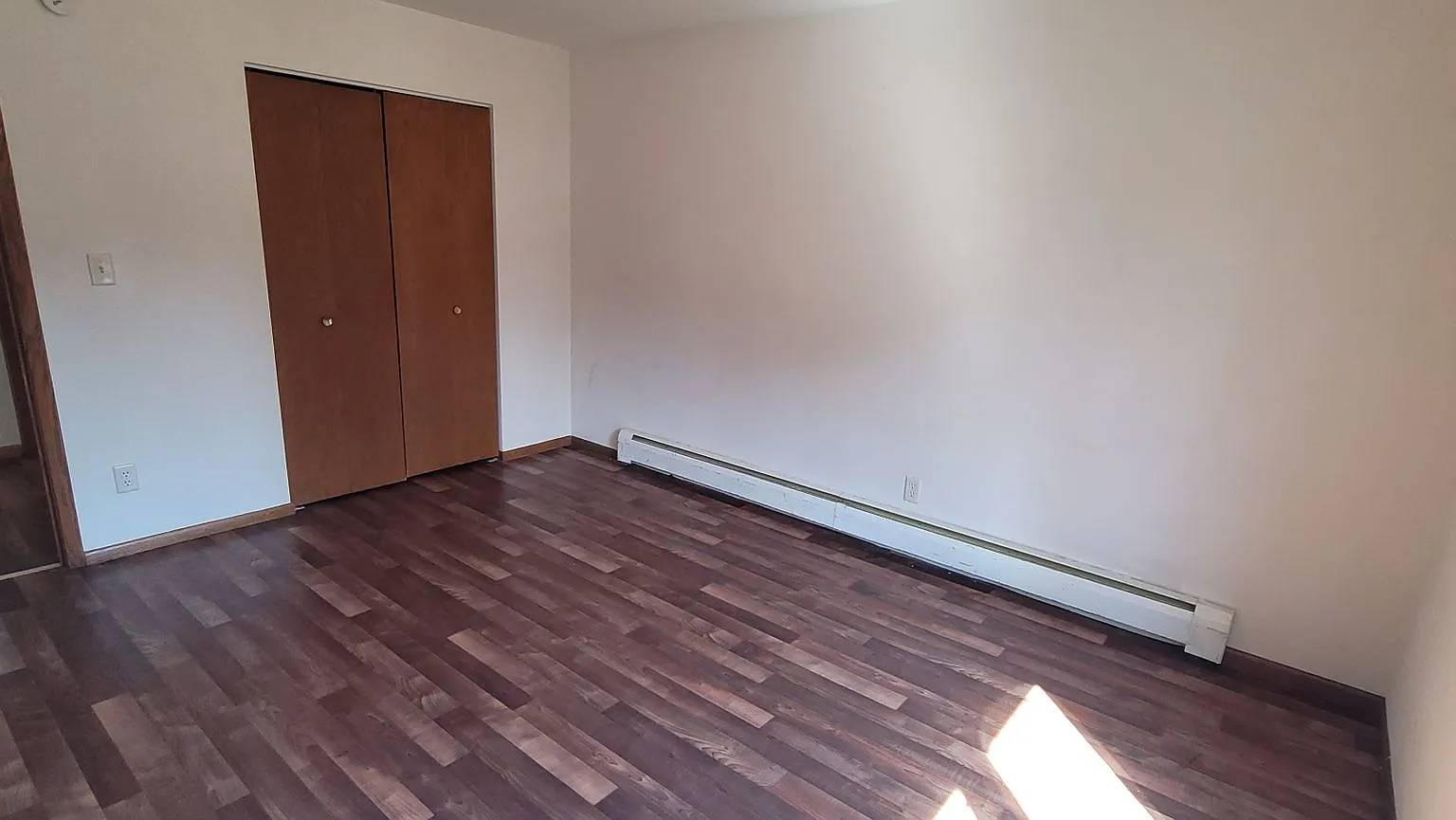 Minnesota Terrace (2513) — Photo 3