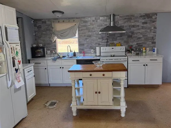 2729 Southern Aire Rd, Timmonsville, SC 29161