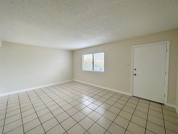 3rd image of 1435 5th Pl