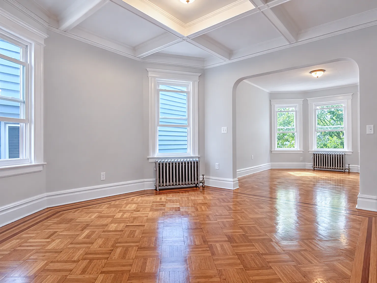 4 bed, 1350 sqft, $3,500 — Photo 2