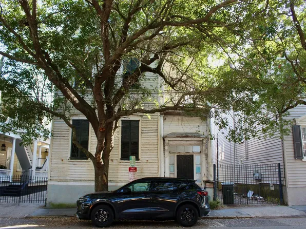 125 Wentworth St, Charleston, SC 29401