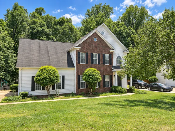 117 Century Oaks Dr, Easley, SC 29642