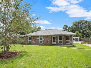 9168 Shadow Bluff Ave, Denham Springs, LA 70726
