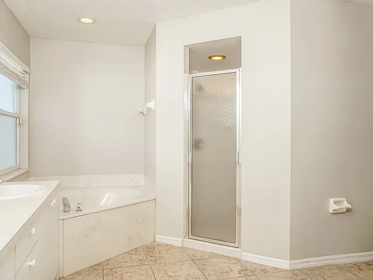 4638 Breezy Pines Blvd — Photo 11