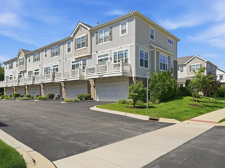 30W023 Brayman Ct — Photo 34