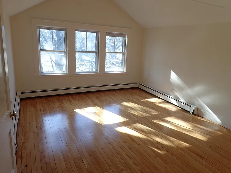 35 Lasell St — Photo 6