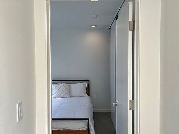 3rd image of 2283-85 Harrison Ave