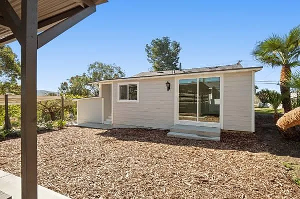 3456 La Mirada Dr — Photo 7