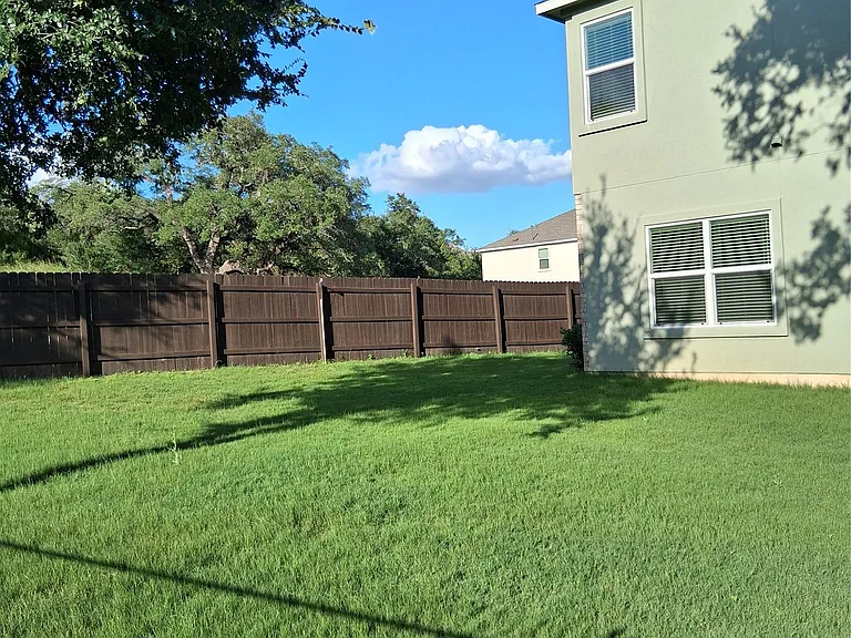 2121 Golden Grain Ln — Photo 15