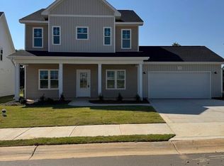 208 Peeler Circle, Raeford, NC 28376