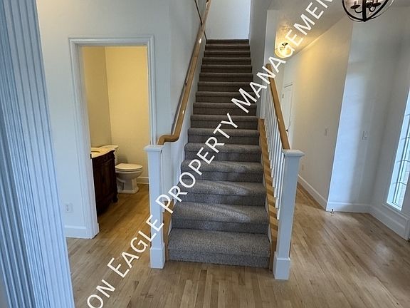 4th image of 2481 E Lenox Ct