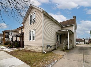 119 Clinton St, Mount Clemens, MI 48043