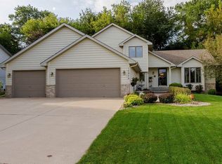 16978 Jasper Path, Lakeville, MN 55044