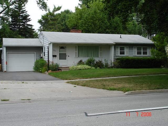 1st image of 2703A N Jefferson Ave