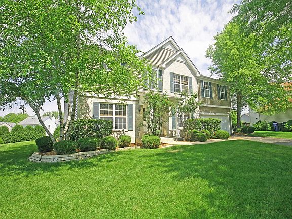 2nd image of 1402 Stanford Cir