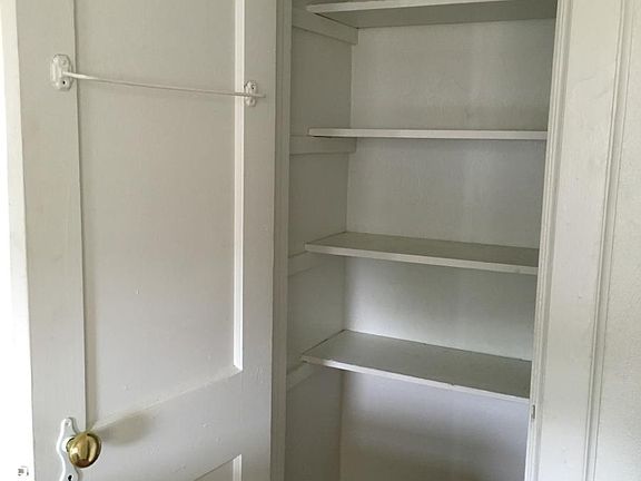 3rd image of 7314 Hampton Blvd APT E3