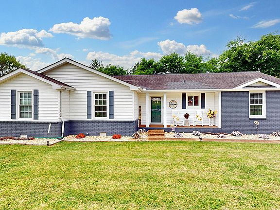 2nd image of 387 Caldwell Dr