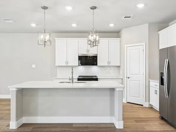 2708 Teton St, Corinth, TX 76210