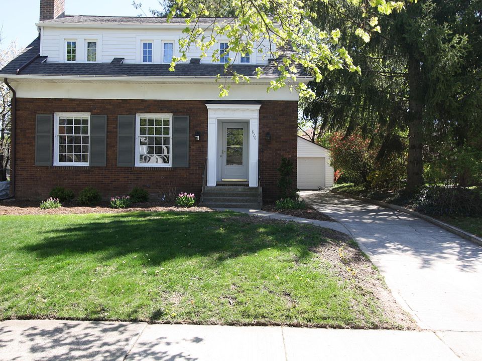 2nd image of 826 Giddings Ave SE