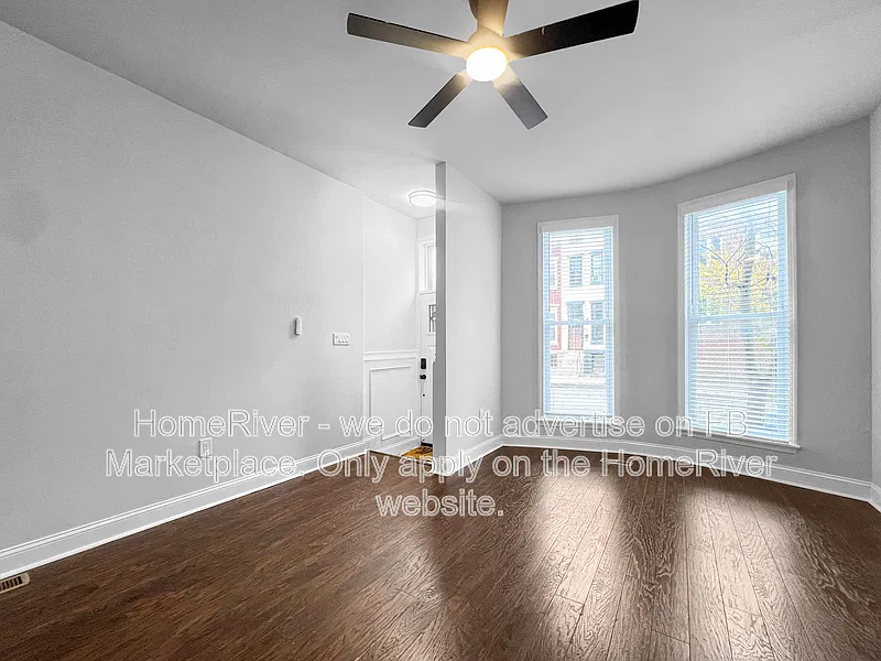 4 bed, 2.5 bath, 2070 sqft, $2,495 — Photo 2