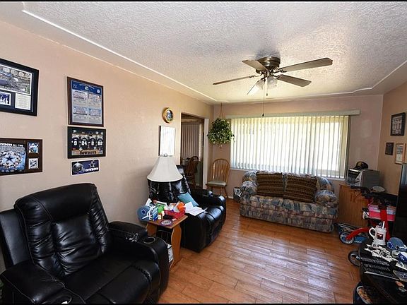 5th image of 10001 Foothills Dr