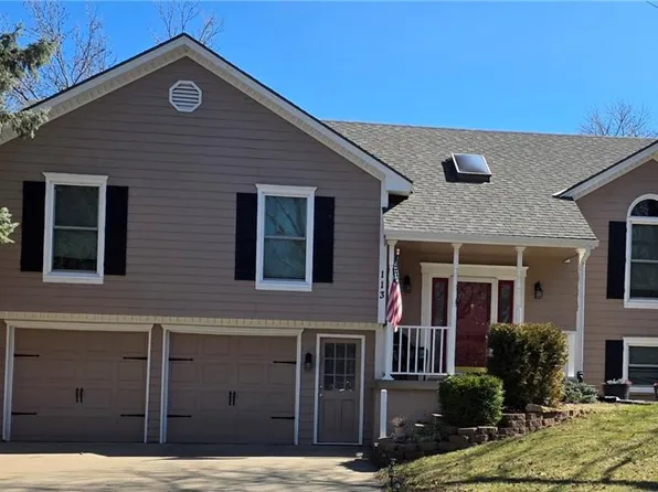 113 SE Bristol Dr, Lees Summit, MO 64063