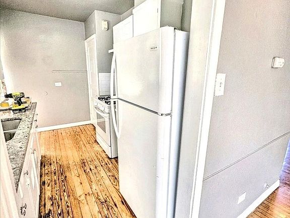 4th image of 734 Donaldson Ave APT A