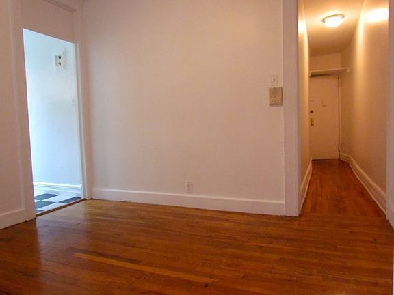 5th image of 128 W Houston St #3